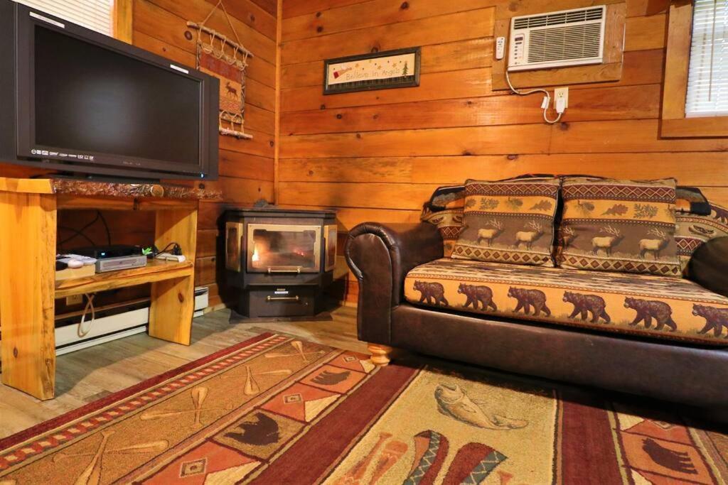 Alpine Mountain Sweetheart Jacuzzi #6