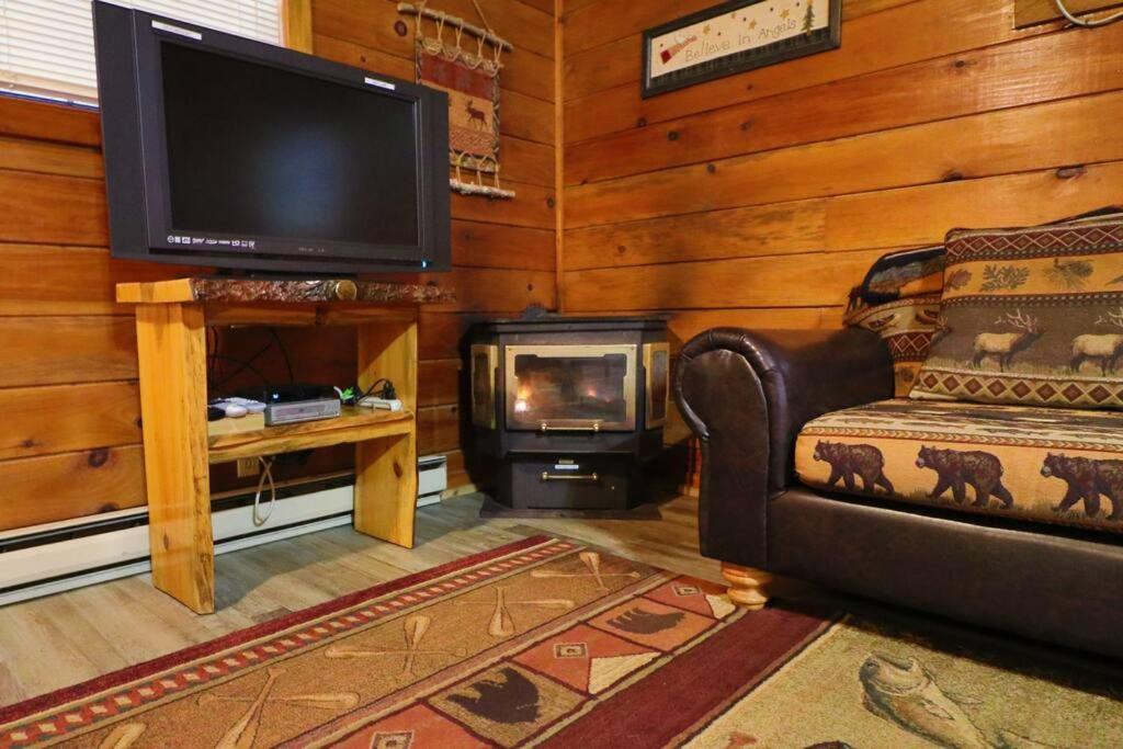 Alpine Mountain Sweetheart Jacuzzi #6