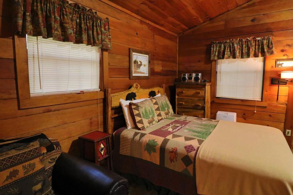 Alpine Mountain Sweetheart Jacuzzi #6 *